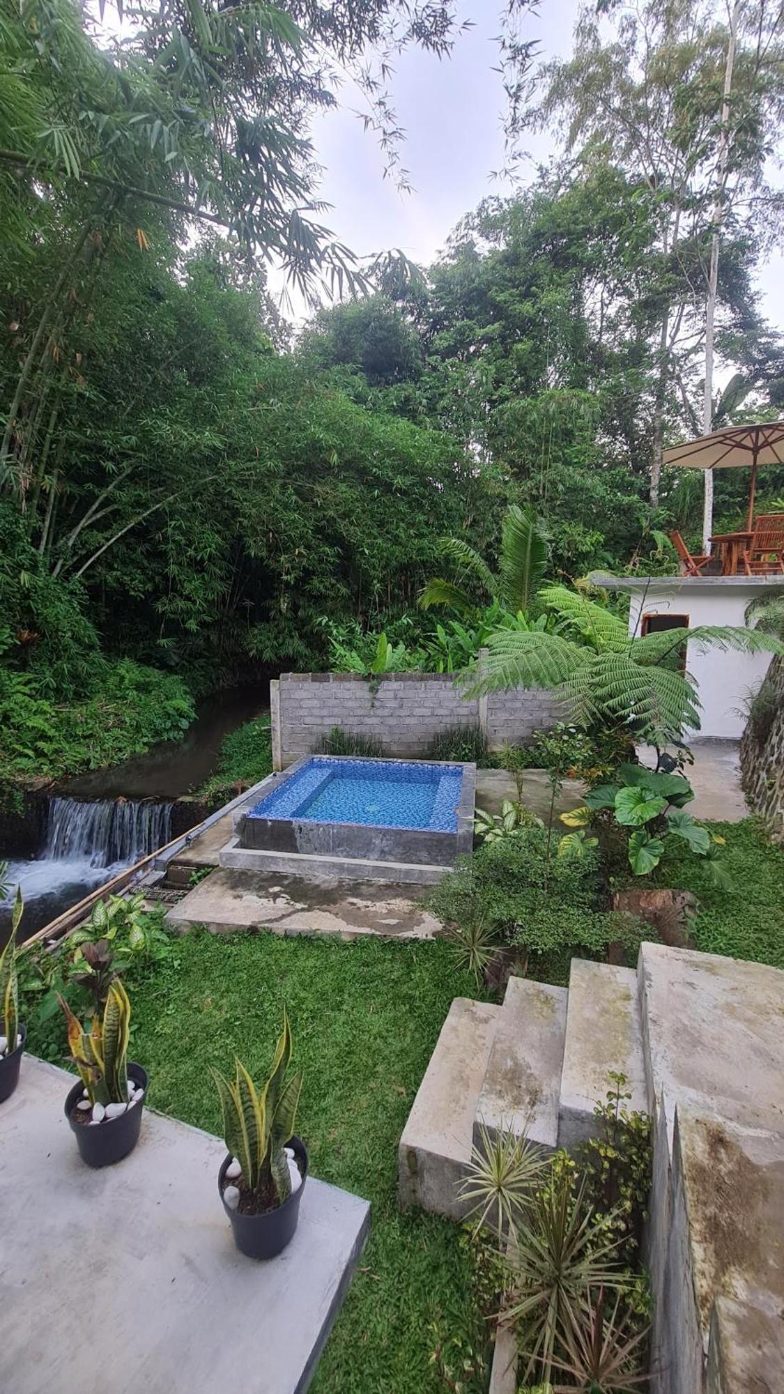 Villa Rumah Kayu Mataraja - Tabanan *